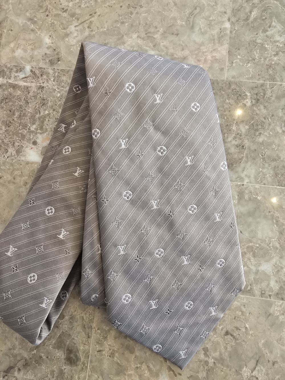 Louis Vuitton Logo Silk Tie